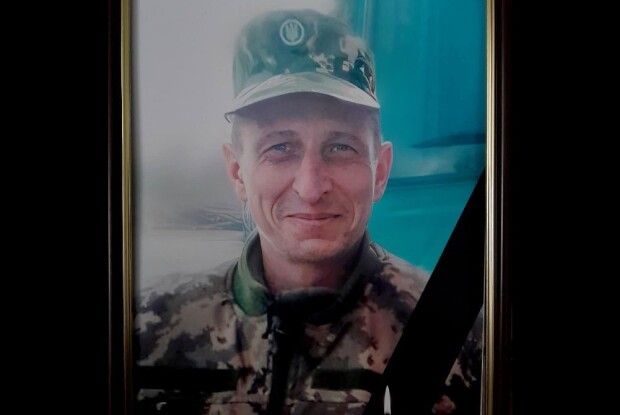 Схилімо голови: сьогодні до рідної домівки на Волинь навіки повертається Герой