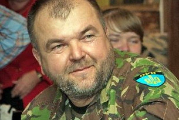 Фронтове мистецтво: «Ми ховаємося за землю, сидимо в ній тихо, наче малі діти за маминою спиною»