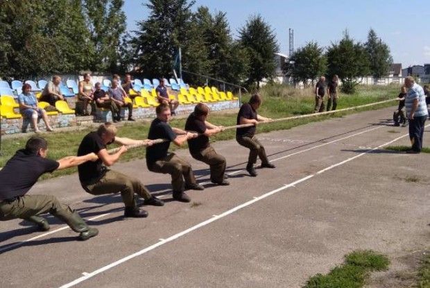 На Ратнівщині лісівники силою мірялися