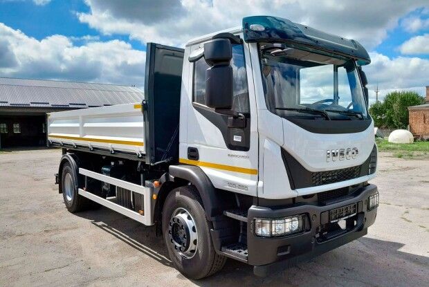 З Волині передали на фронт вантажний автомобіль за 6,5 млн грн