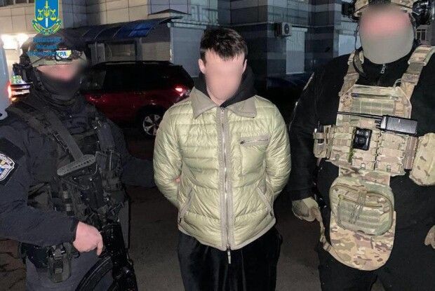 Шахраї підробляли листи від військових частин і отримували благодійну допомогу