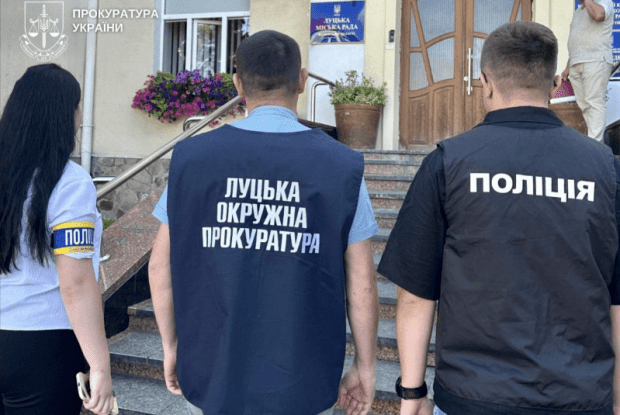 Чиновник Луцької міськради переплатив за електроенергію майже 425 тисяч гривень