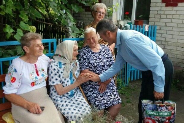 Волинянка отримала на 100-літній ювілей неймовірний подарунок – народження ще одного праправнука (Фото)