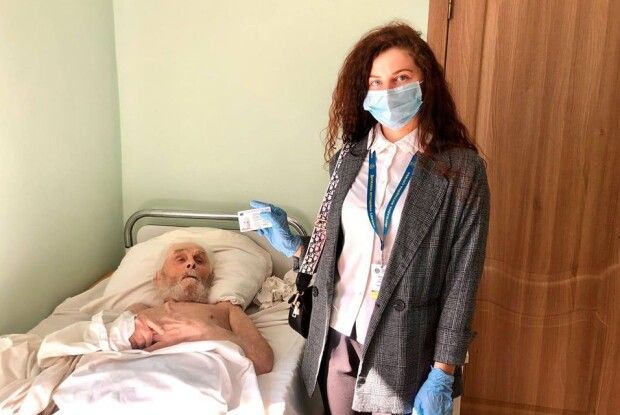 90-річному волинянину виробили ID-картку