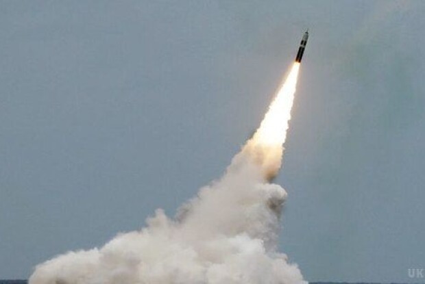 Ракета Північної Кореї впала на місто