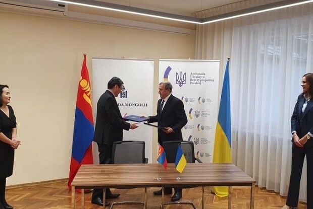 Гайда на Схід: Україна підписала безвіз із Монголією