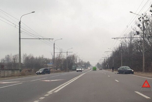 Під Луцьком п’яний водій «Рено» влетів у «Мерседес»: винуватця судили