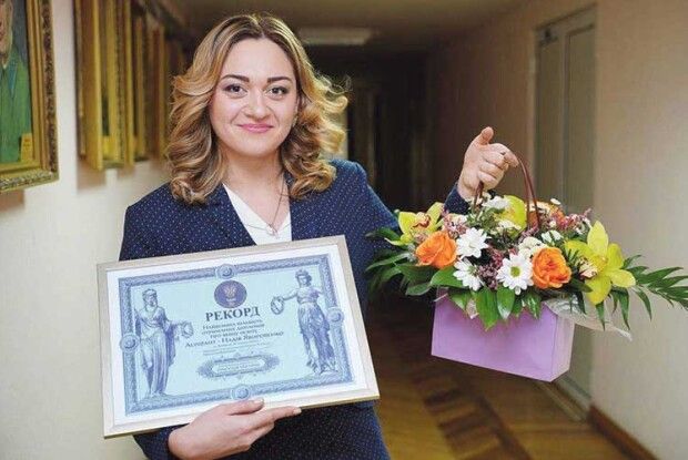 Надія Яворовенко у свої 25 має 9 вищих освіт