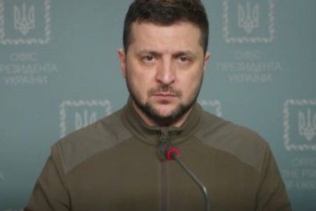 У Маріуполі у нелюдських умовах перебуває близько 100 тисяч людей, – Зеленський (Відео)