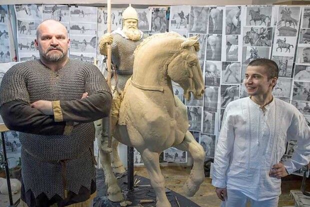 Як дружина українського міністра «випадково народила доньку–американку», а Вірастюк перетворюється в… Іллю Муромця