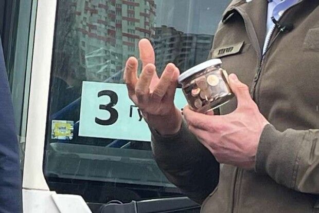Кличко розшукує маленького латвійця, який віддав українцям усі свої заощадженн
