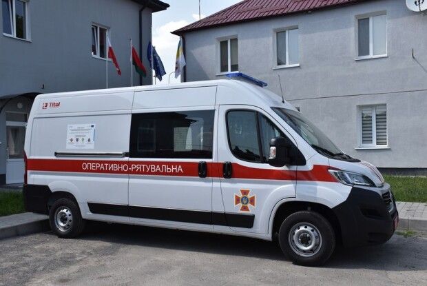 Волинські рятувальники отримали новий спецавтомобіль