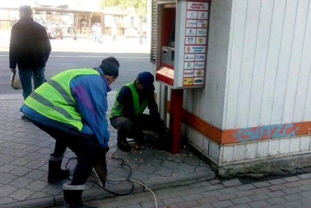 У Луцьку демонтували 15 терміналів самообслуговування