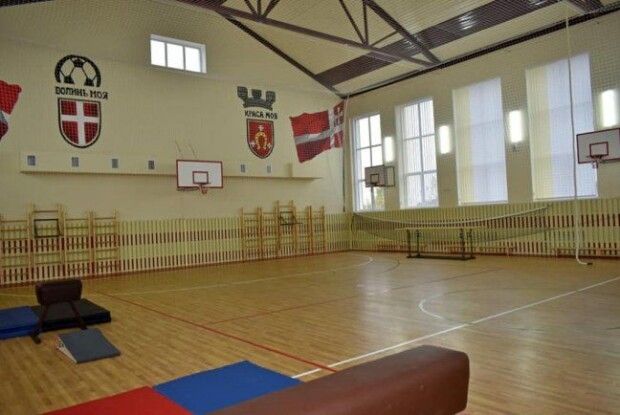 Показали, як виглядає нова школа із найбільшим на Волині спортзалом 