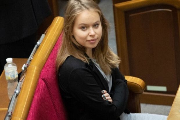 Саакашвілі показав свою нову дружину – народну депутатку України (Відео)