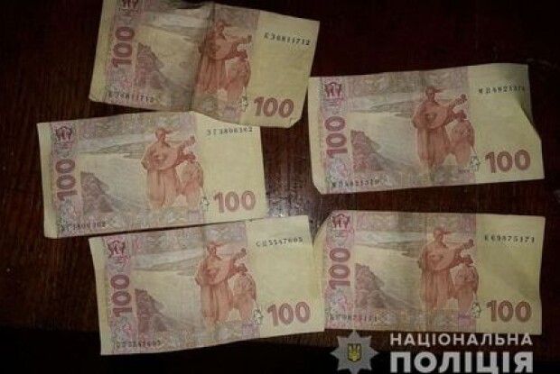 Через п’ятисотку хабаря волинянин заплатить 17 тисяч