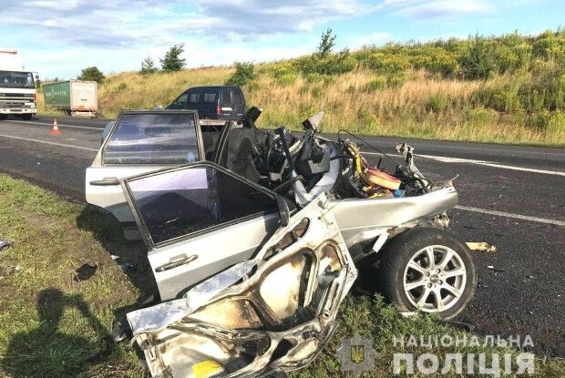 У портфелі загиблого знайшли наркотики: нові деталі смертельної ДТП біля Рівного (Фото)