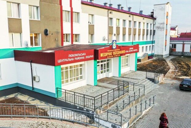 У великій лікарні на Волині призупинили оплату через незабезпечення пацієнтів ліками