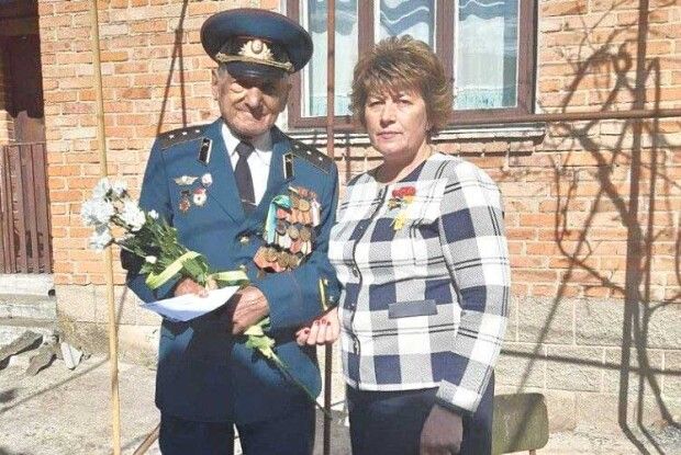 Тимошенко і Зеленський давали по тисячі, а Шумський — ​2 тисячі гривень!