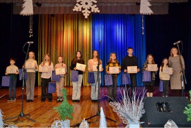 У Луцькій громаді відзначили переможців фото та відео конкурсу «Ми проти паління» (Фото)