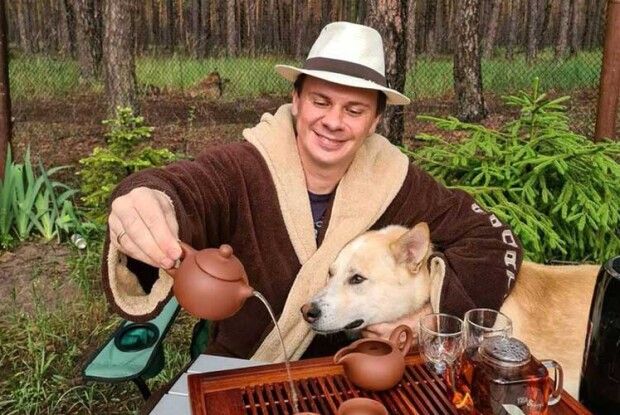 Телеведучий Комаров збудує дачу в Карпатах