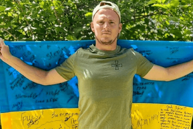 «Його батько у територіальній обороні Луцька»: український форвард Роман Зозуля розповів, як ставиться до Анатолія Тимощука