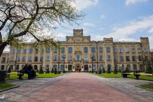 Найкращі в Україні: 10 вишів, в які мріють вступити випускники в 2025 році