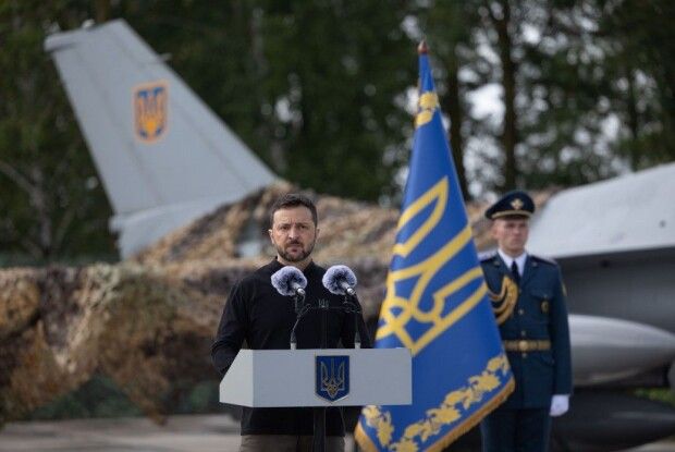 Кому Зеленський насамперед подякував за F-16 