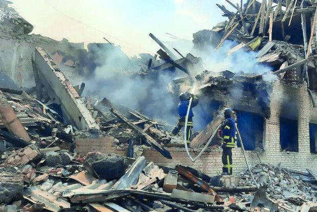 Машина волинських вогнеборців під час гасіння пожежі на Донеччині наїхала на боєприпас…