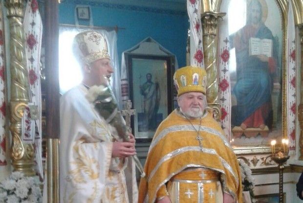 Секретар єпархіального управління ПЦУ відвідав громаду села Суходоли