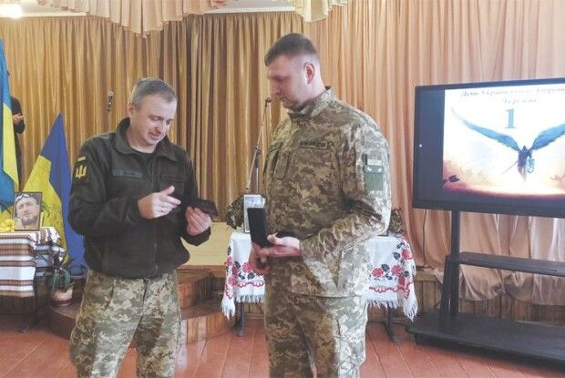 Нагорода знайшла педагога-воїна, який пройшов Іловайський котел