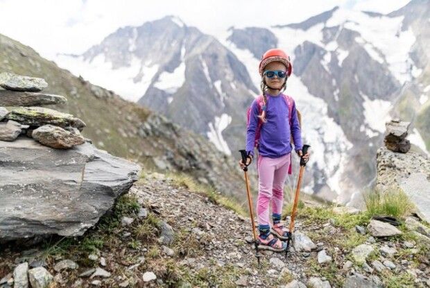 П'ятирічна рівнянка підкорила гірську вершину висотою 4009 метрів (Фото))