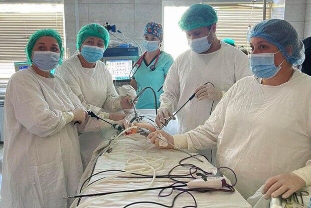 У 16-річної волинянки виросла кіста із зубами та волоссям