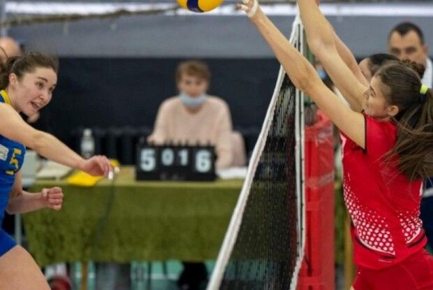 Волейбол: в Полтаві, Сарнах та Тернополі відбудуться ігри жіночої Суперліги (Анонс, трансляції)