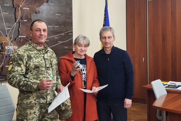 Дві родини з Луганщини знову стали сусідами у волинській новобудові