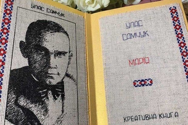 Олена Медведєва відтворила у хрестиках роман-трагедію про Голодомор
