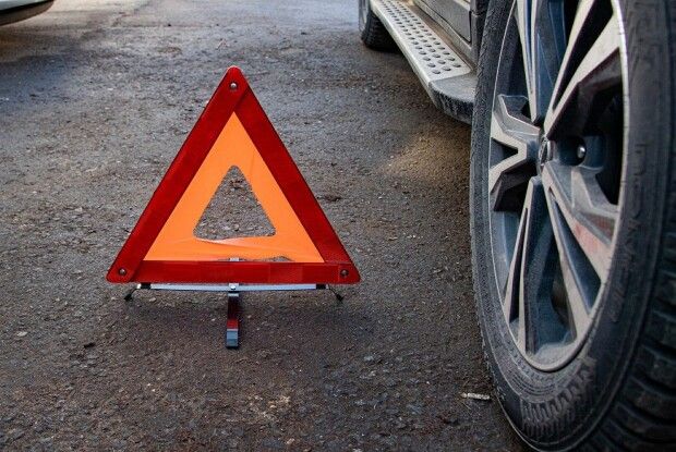 На Волині патрульні розшукали водія, який утік із місця ДТП