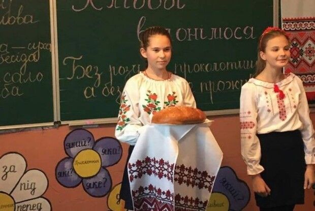 Волинянка поділилась старовинними рецептами випікання хліба
