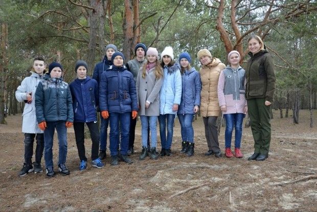Школярі зі Світязя влаштували грандіозний марафет на берегах Великого Чорного (фото)