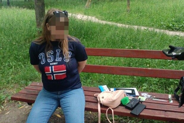 У Рівному затримали наркоторговку