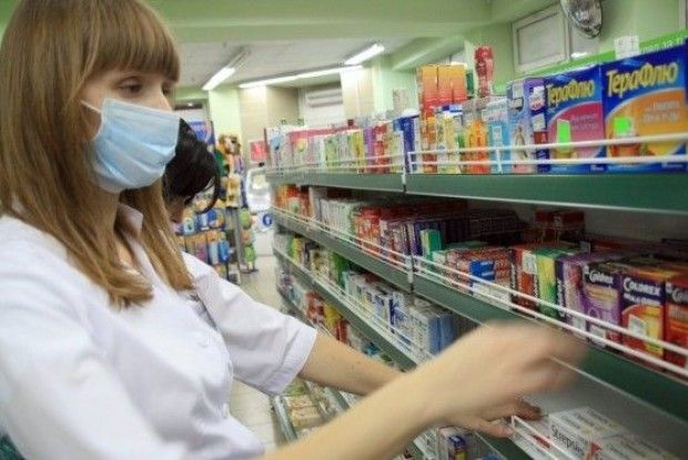 Будете сьогодні у аптеці? Не забудьте привітати зі святом