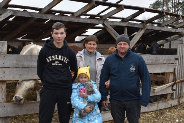 Всупереч обставинам: історія успіху молочної ферми родини Дорошів на Волині