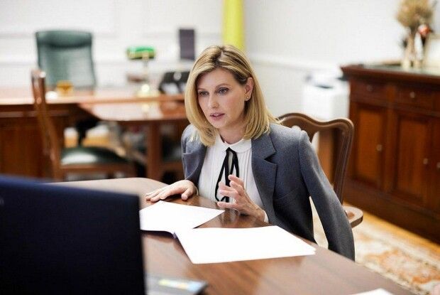 Перша леді України розказала про книжку, яку читає зараз (Фото)