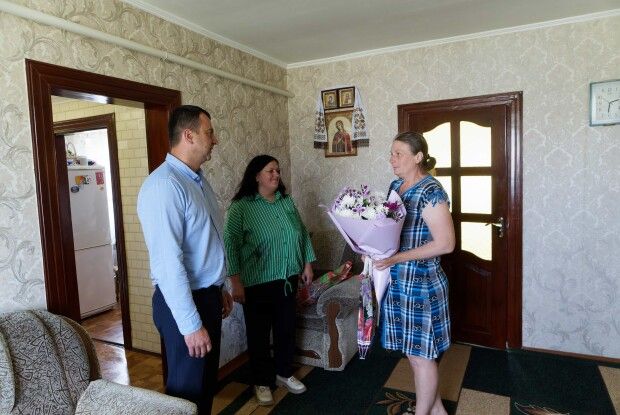 Рідних жінок полеглих Захисників привітали з іменинами