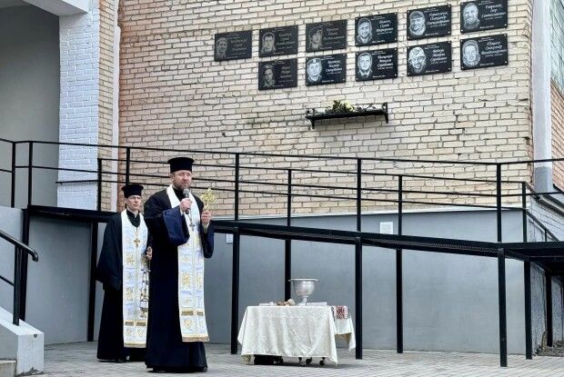 У навчальному закладі на Волині відкрили меморіальні дошки полеглим Захисникам