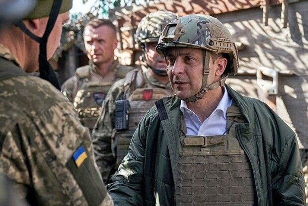 «Сором за Президента і гордість за добровольця…»