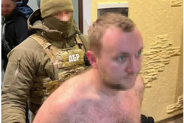 Затримали п’ятого учасника злочинної організації, яка поставила для ЗСУ неякісний одяг (Відео)