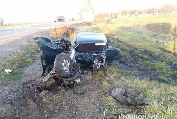 На Рівненщині– смертельна ДТП: загинули мати і 7-річний син, ще двоє — у реанімації (Фото)