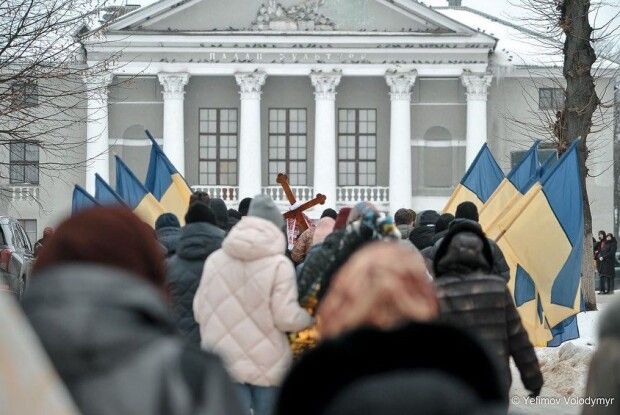 На Волині провели в останню дорогу молодого Героя