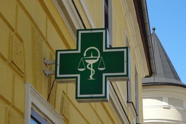 З аптечних полиць зникнуть популярні льодяники від болю в горлі